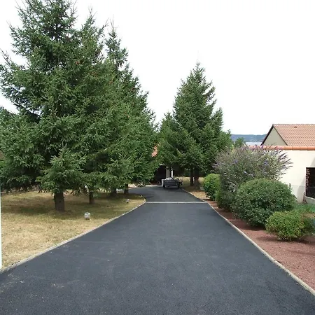 De Naussac Дом отдыха