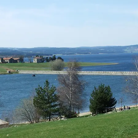 펜션 De Naussac 랑고뉴